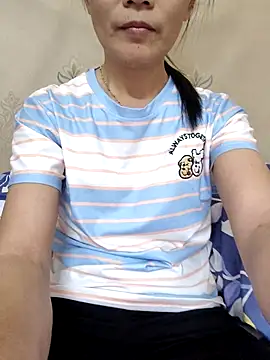 Snapshot of Asian_girl13 chatting on December 16, 2025, 8:19 am Asian girl13 online show from December 16, 2025, 8:19 am