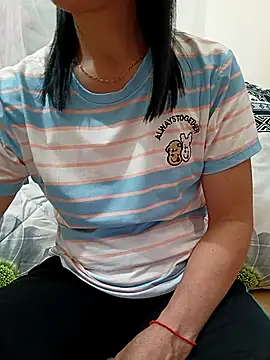 Asian girl13 online show from March 2, 2026, 7:59 am