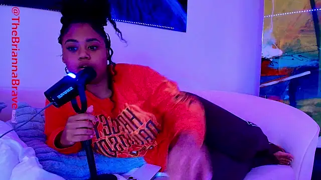 Snapshot of BriannaBrave chatting on June 24, 2026, 9:58 pm BriannaBrave online show from June 24, 2026, 9:58 pm