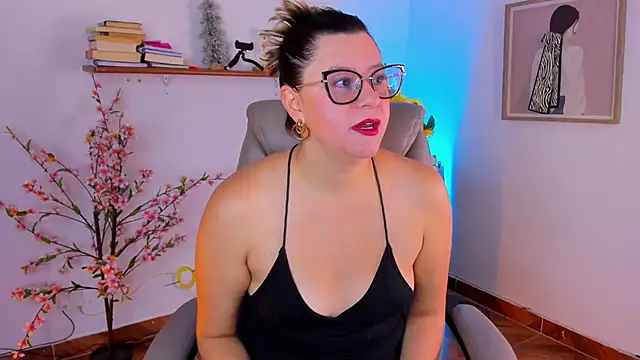 Snapshot of Chanelll_Taylorr_ chatting on June 11, 2026, 10:24 am Chanelll Taylorr online show from June 11, 2026, 10:24 am