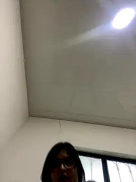 ZTahya online show from October 21, 2025, 10:21 pm