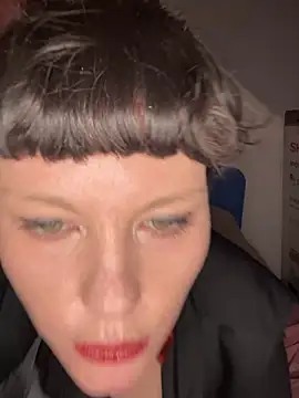 OniricFemme online show from March 12, 2025, 7:17 pm