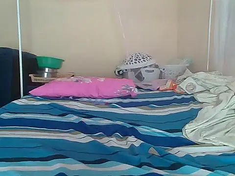 Snapshot of awino001 chatting on September 10, 2025, 2:00 am awino001 online show from September 10, 2025, 2:00 am