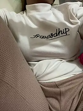 Snapshot of Milk_Mom99 chatting on March 19, 2025, 2:46 pm Milk Mom99 online show from March 19, 2025, 2:46 pm