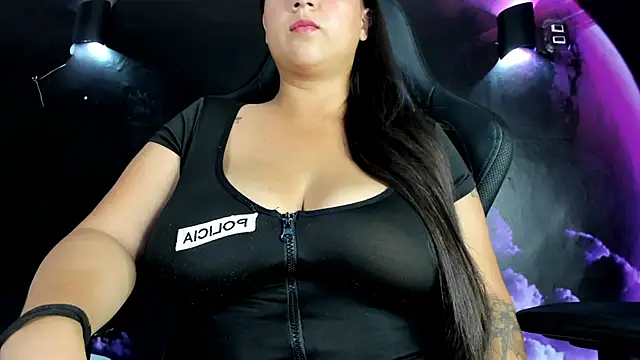 Snapshot of Lau_Beauty chatting on January 13, 2025, 9:31 pm Lau Beauty online show from January 13, 2025, 9:31 pm