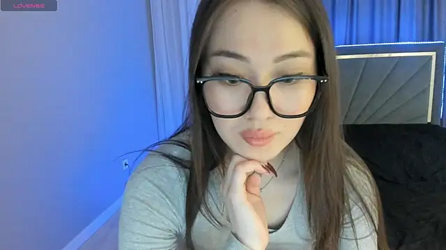 Snapshot of melissa_yamazaki chatting on March 6, 2025, 12:09 pm melissa yamazaki online show from March 6, 2025, 12:09 pm