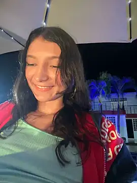 Snapshot of loly-yandere chatting on December 23, 2024, 11:49 pm loly-yandere online show from December 23, 2024, 11:49 pm