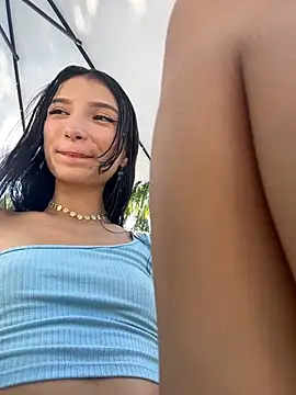 Snapshot of loly-yandere chatting on January 23, 2025, 8:24 pm loly-yandere online show from January 23, 2025, 8:24 pm