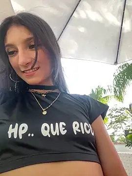 Snapshot of loly-yandere chatting on February 2, 2025, 8:19 pm loly-yandere online show from February 2, 2025, 8:19 pm