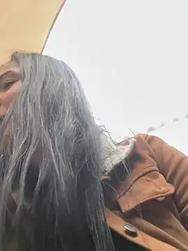 luna asss online show from February 27, 2025, 4:21 pm