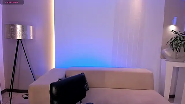 Snapshot of SamanthaKlein_ chatting on October 27, 2025, 1:53 am SamanthaKlein online show from October 27, 2025, 1:53 am