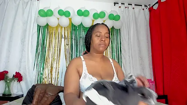 Snapshot of AmbarthSmiith2 chatting on March 22, 2025, 12:46 pm AmbarthSmiith2 online show from March 22, 2025, 12:46 pm