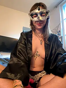 Snapshot of lyafoot chatting on September 22, 2025, 3:58 pm lyafoot online show from September 22, 2025, 3:58 pm