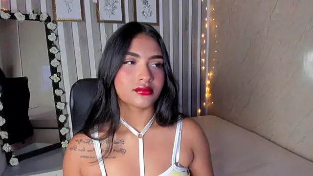 Snapshot of sabrinahimss chatting on February 24, 2025, 10:25 pm sabrinahimss online show from February 24, 2025, 10:25 pm