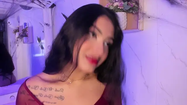 Snapshot of sabrinahimss chatting on October 16, 2025, 1:28 am sabrinahimss online show from October 16, 2025, 1:28 am