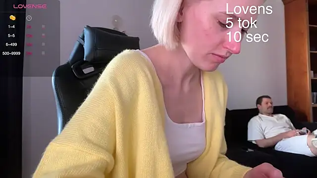 Sexy Sweets online show from September 14, 2025, 11:42 am