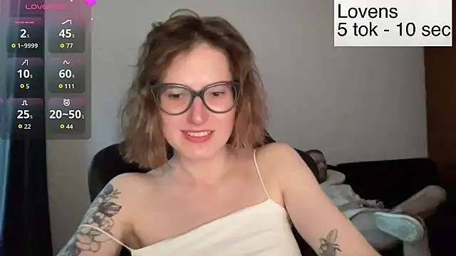 Sexy Sweets online show from May 17, 2026, 5:09 pm
