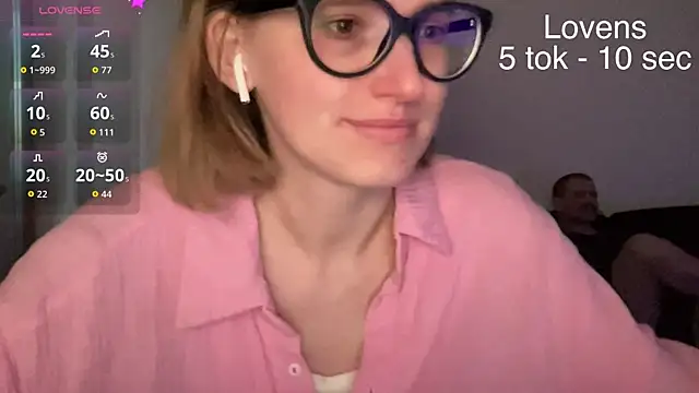 Sexy Sweets online show from June 26, 2026, 12:04 am
