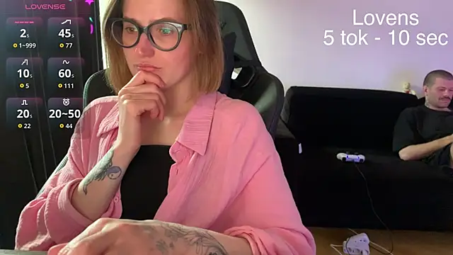 Sexy Sweets online show from June 27, 2026, 4:23 pm