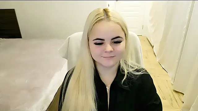 Snapshot of lovely-eyes chatting on February 1, 2025, 4:54 pm lovely-eyes online show from February 1, 2025, 4:54 pm