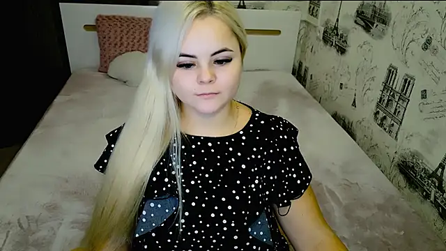 Snapshot of lovely-eyes chatting on November 8, 2025, 7:01 pm lovely-eyes online show from November 8, 2025, 7:01 pm