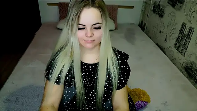lovely-eyes online show from May 2, 2026, 7:41 pm