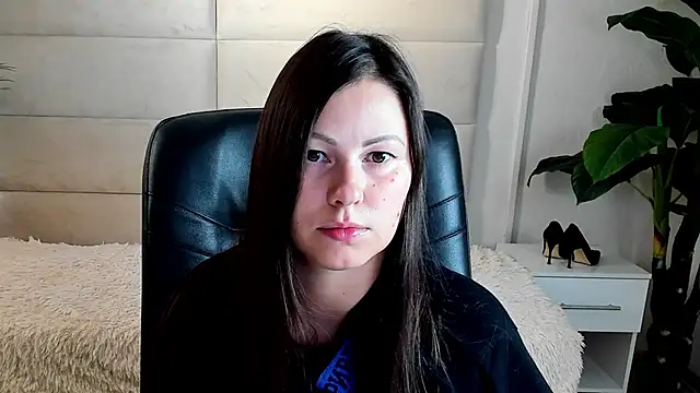 Dana  dom online show from October 19, 2025, 2:12 am