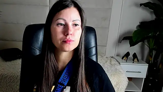 Dana  dom online show from October 25, 2025, 1:46 am