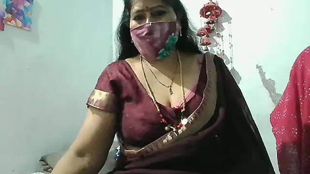 Snapshot of Rani_Darling_99 chatting on October 6, 2025, 2:36 pm Rani Darling 99 online show from October 6, 2025, 2:36 pm