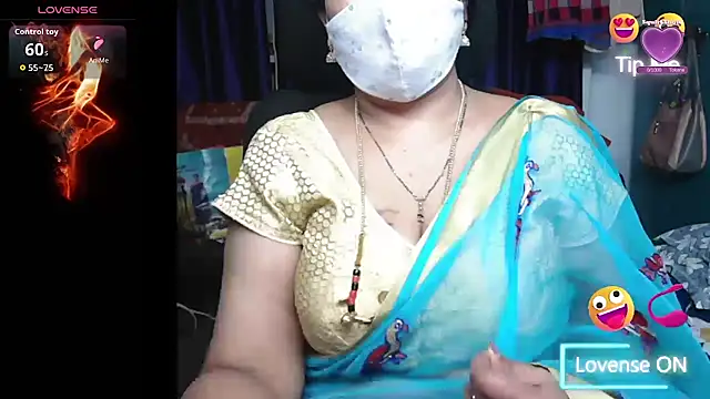 Snapshot of Rani_Darling_99 chatting on November 28, 2025, 6:43 pm Rani Darling 99 online show from November 28, 2025, 6:43 pm