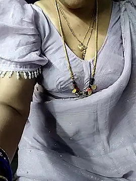 Snapshot of Rani_Darling_99 chatting on February 21, 2026, 4:30 pm Rani Darling 99 online show from February 21, 2026, 4:30 pm