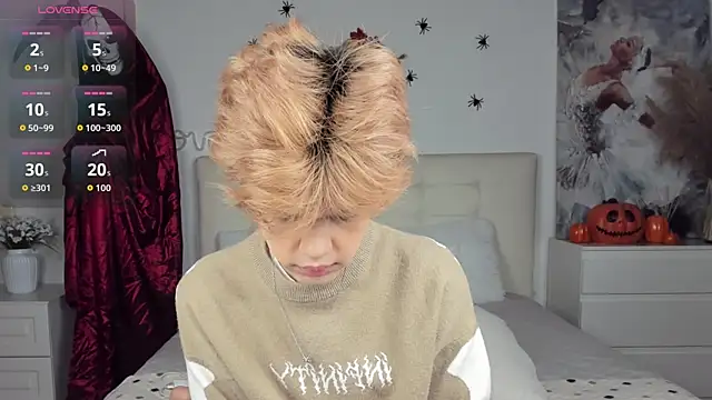 Snapshot of Felix_Rey chatting on October 15, 2025, 4:07 pm Felix Rey online show from October 15, 2025, 4:07 pm