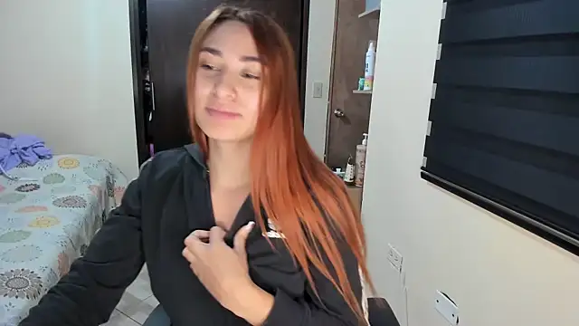 Amy Walker online show from October 1, 2025, 8:15 pm