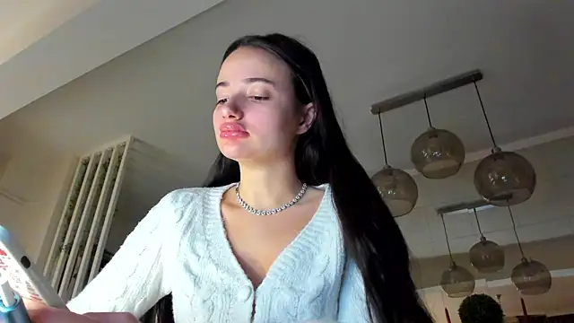 IreneVON online show from December 19, 2025, 3:57 am