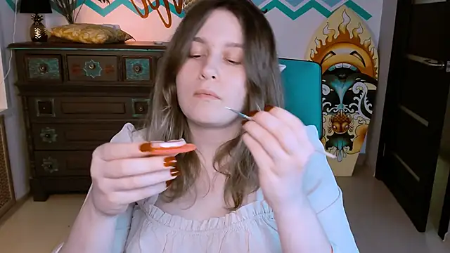 FioraMarmoris online show from February 14, 2025, 12:36 pm