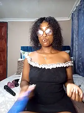 Queen-Chocolate online show from January 31, 2025, 2:58 am