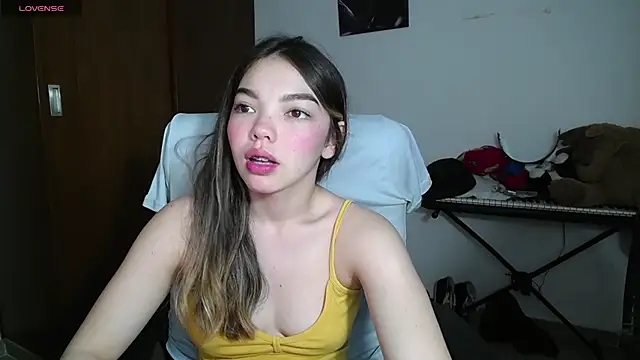 venelope1 online show from February 17, 2025, 1:47 am