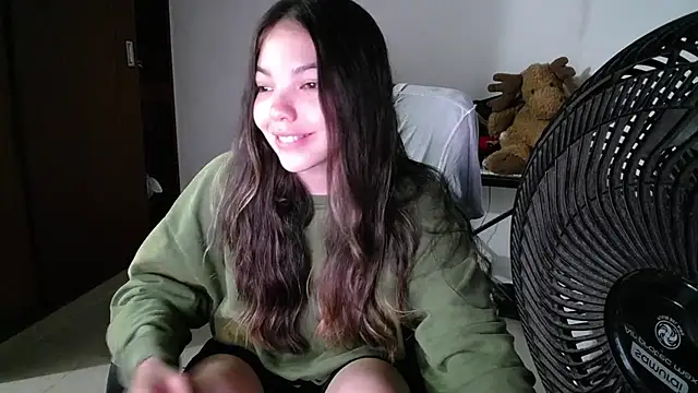 venelope1 online show from November 13, 2025, 3:49 am