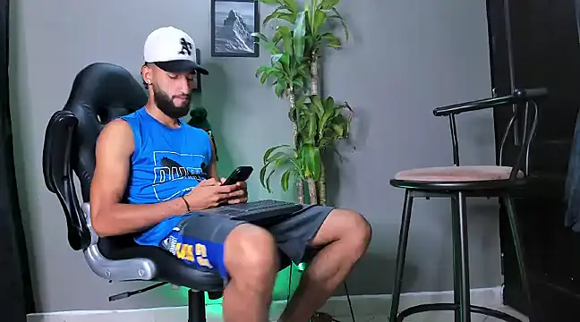 Damian 022 online show from December 2, 2024, 12:29 pm