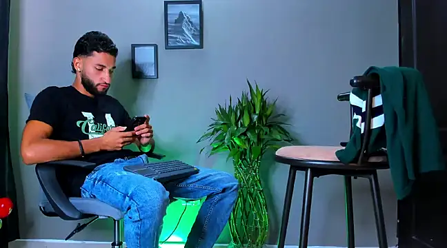 Damian 022 online show from March 11, 2025, 4:51 pm