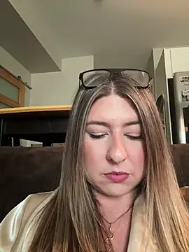 sophielove888 online show from March 3, 2025, 7:06 pm