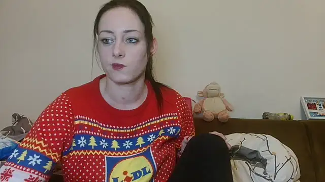 Jasmin-White online show from February 7, 2025, 5:51 pm