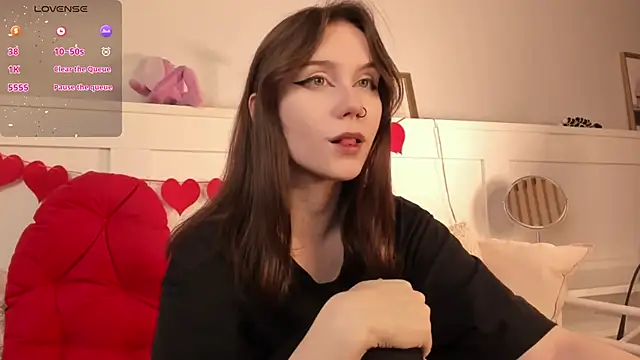 Snapshot of UnaMedison chatting on February 12, 2025, 4:22 pm UnaMedison online show from February 12, 2025, 4:22 pm