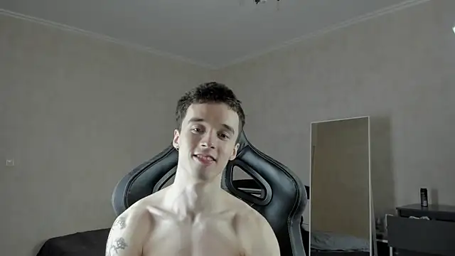 MasonWarholl online show from March 18, 2025, 8:25 am