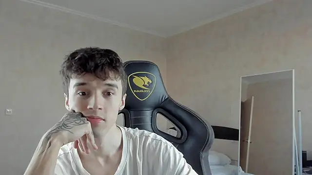 MasonWarholl online show from February 14, 2026, 2:36 pm