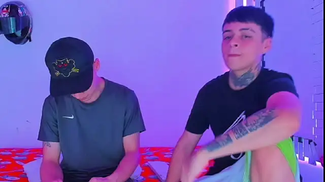 Snapshot of HOT_boy2025 chatting on December 4, 2024, 11:24 pm HOT boy2025 online show from December 4, 2024, 11:24 pm