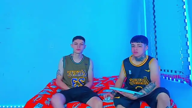 Snapshot of HOT_boy2025 chatting on December 13, 2024, 3:11 pm HOT boy2025 online show from December 13, 2024, 3:11 pm