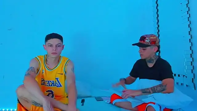 Snapshot of HOT_boy2025 chatting on January 20, 2025, 11:21 pm HOT boy2025 online show from January 20, 2025, 11:21 pm