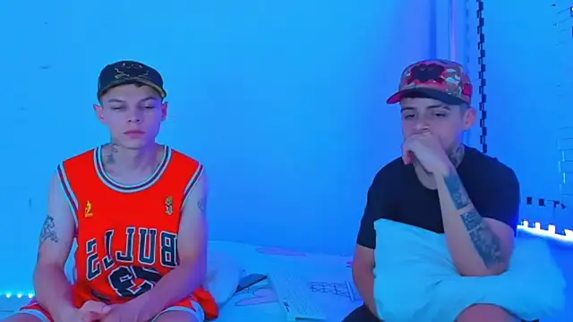 Snapshot of HOT_boy2025 chatting on January 23, 2025, 12:25 am HOT boy2025 online show from January 23, 2025, 12:25 am