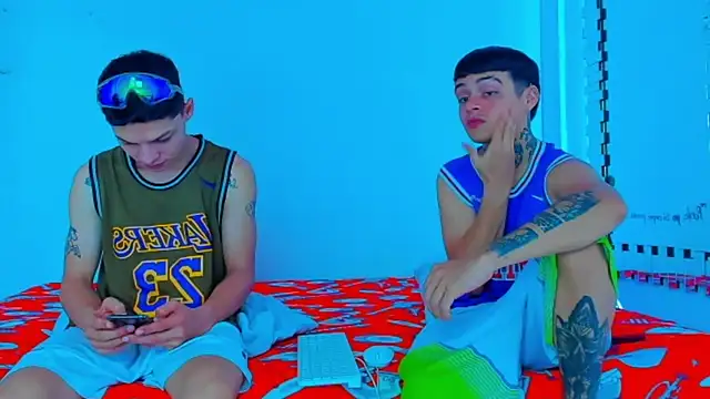 Snapshot of HOT_boy2025 chatting on February 24, 2025, 5:53 pm HOT boy2025 online show from February 24, 2025, 5:53 pm